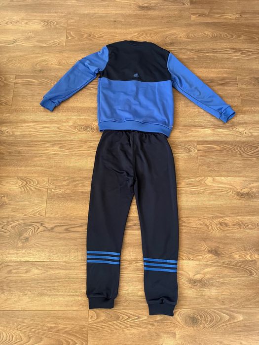 Оригинален анцуг Adidas