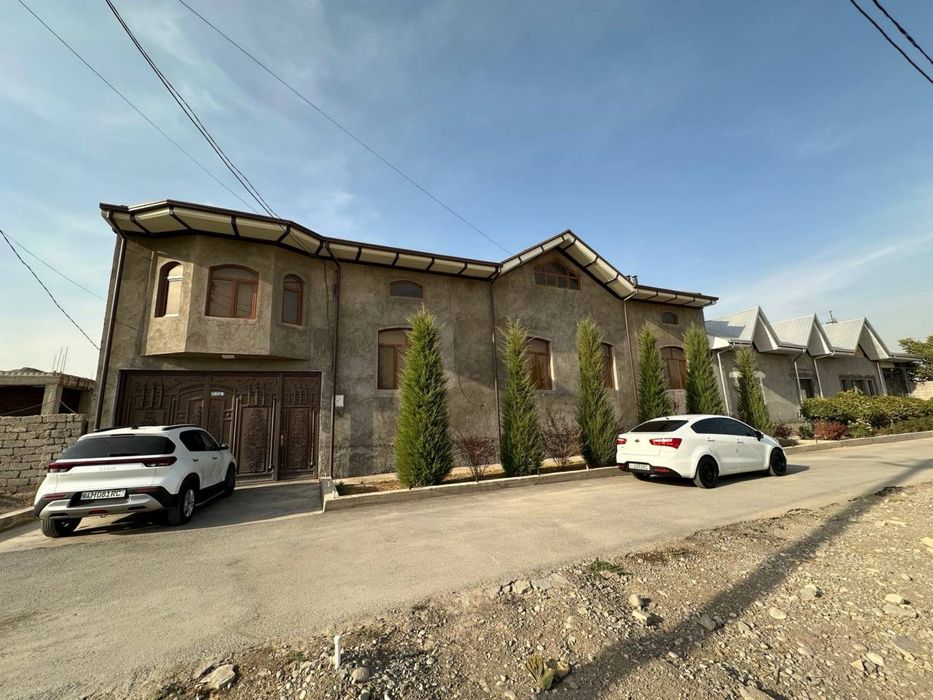 Продаётся дом Яшнабад район,Тузель. Побробности в описании.