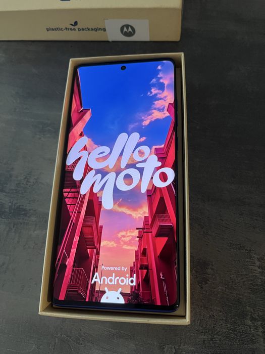 Моторола G85 Motorola G85