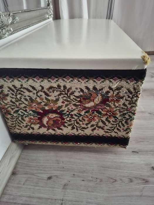 Cufăr  floral  tradițional
