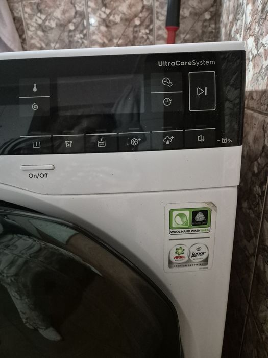 masina Electrolux Perfect Care800