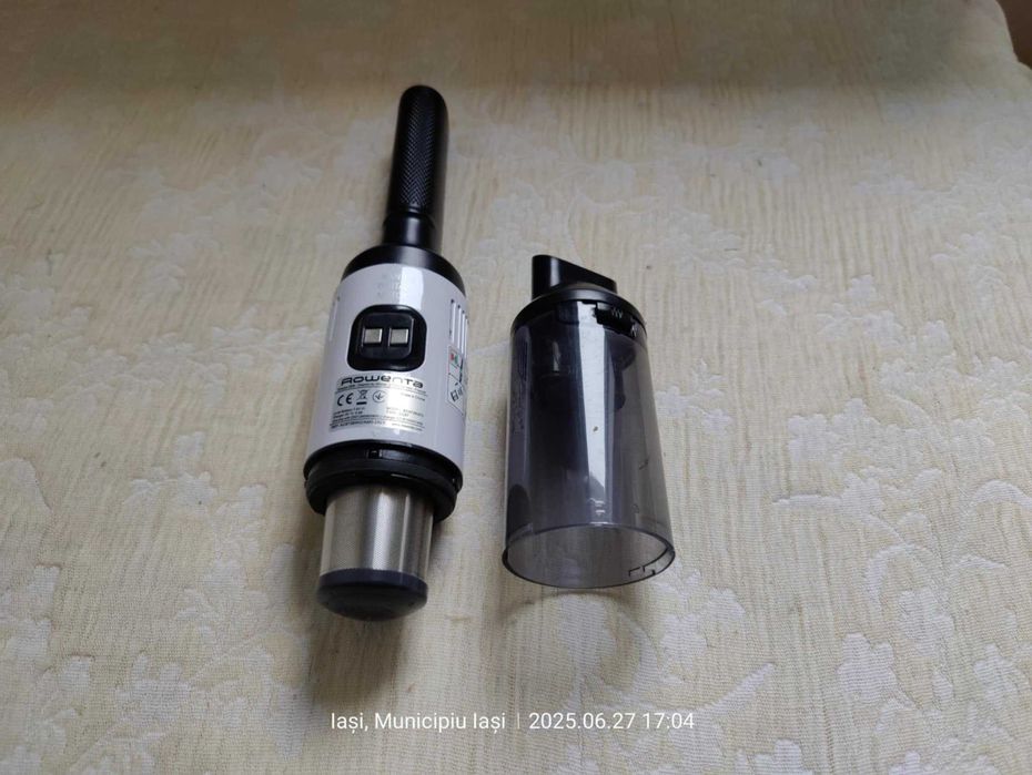 Aspirator de mână Rowenta X-TOUCH 80W/7,4V negru,(Super Ofertă).