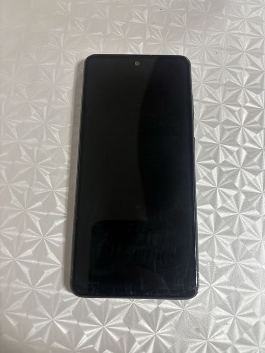 Самсунг а52 сост среднее торг есть все работает