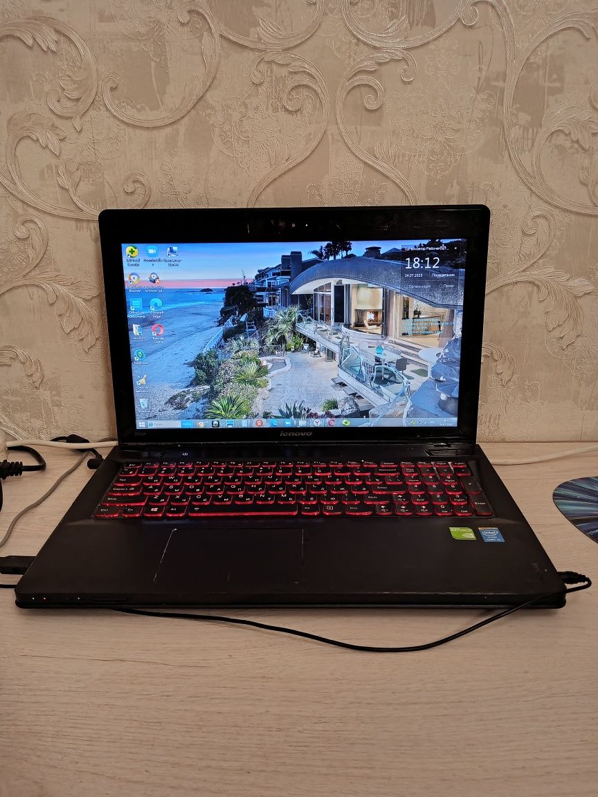 Продается ноутбук  Lenovo