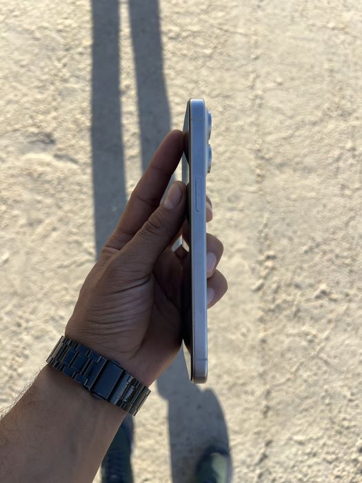 Iphone 15 pro max sim esim