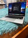 Macbook AIR m2 на гарантии