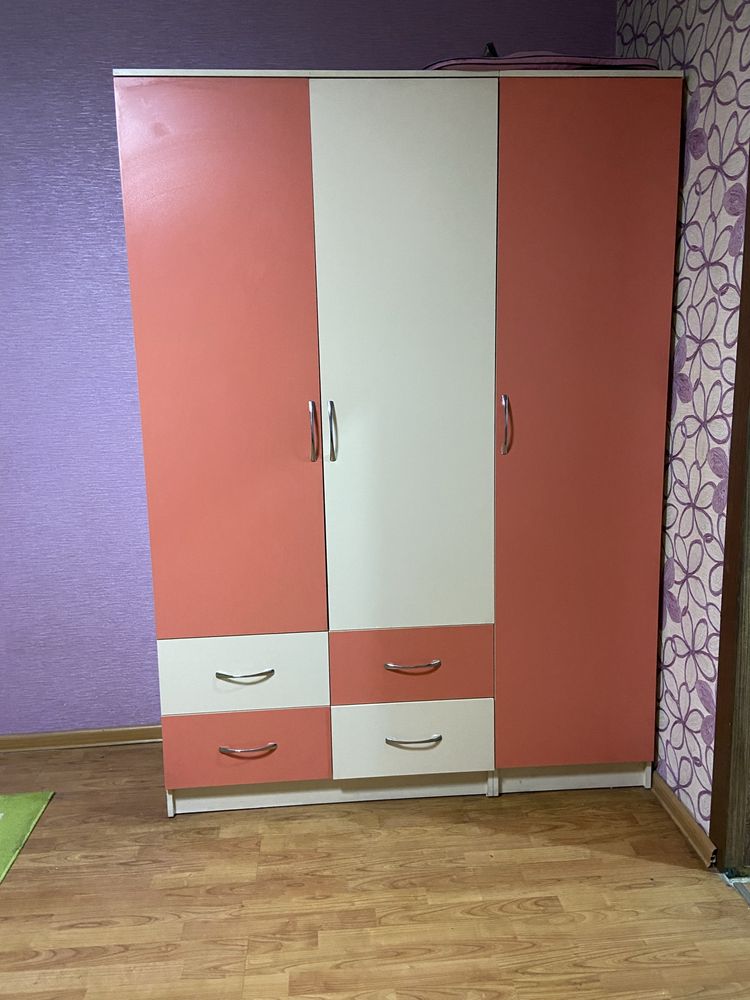 Мебель для девочки в спальню