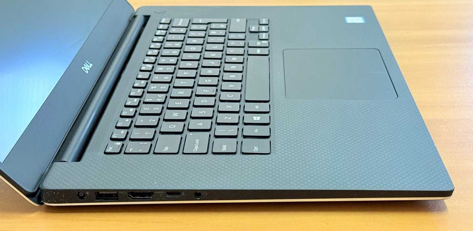 Dell 5540/ intel Xeon/ 64GB / 512GB SSD/ Quadro T1000 / IGZO 100% sRGB