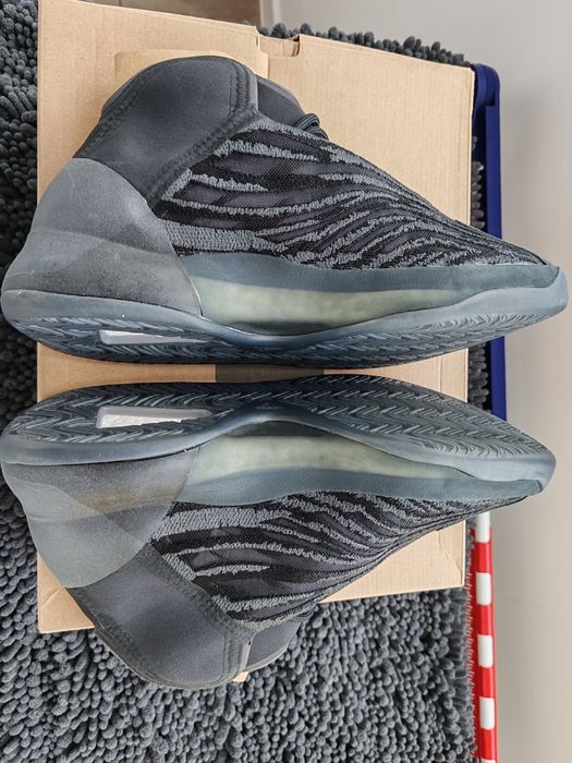 Adidas yzy qntm 44/28 cm