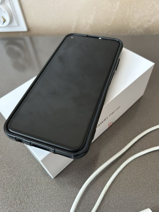 Huawei p40 lite перфектен