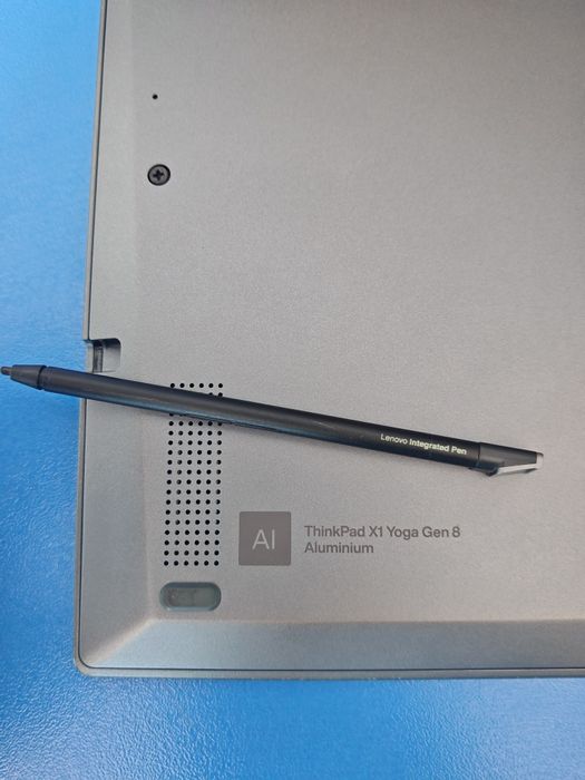 Lenovo x1 yoga gen 8 Oled