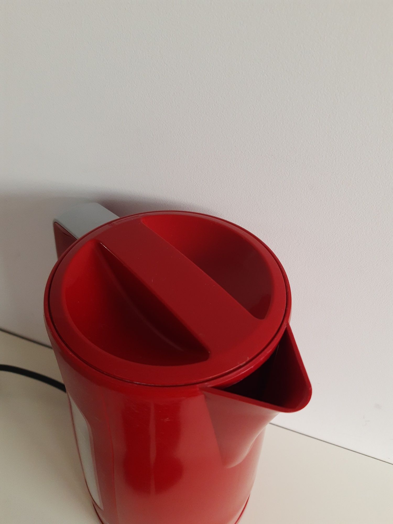 Fierbător apă Bosch, culoare roșu, 2400 W,  capacitate 1,7 L