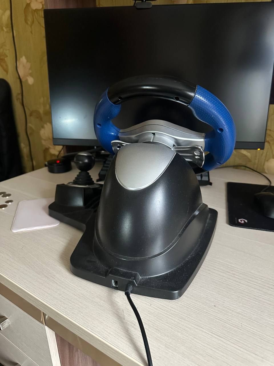 Игровой руль  Sven GC-W600