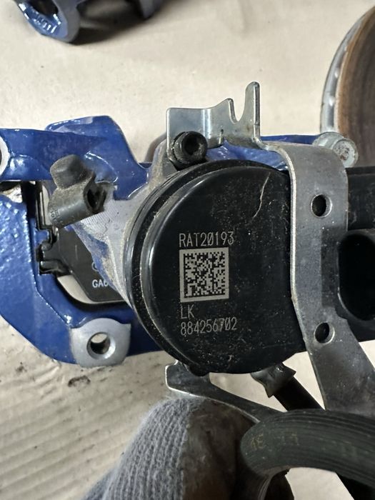 Bmw G20/G21 М пакет апарати и дискове.