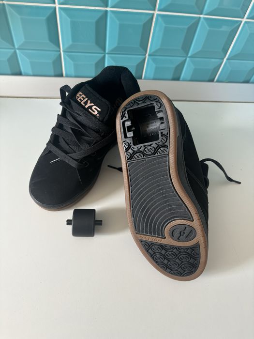 Incaltaminte copii, pantofi sport cu roti Heelys, role, masura 35