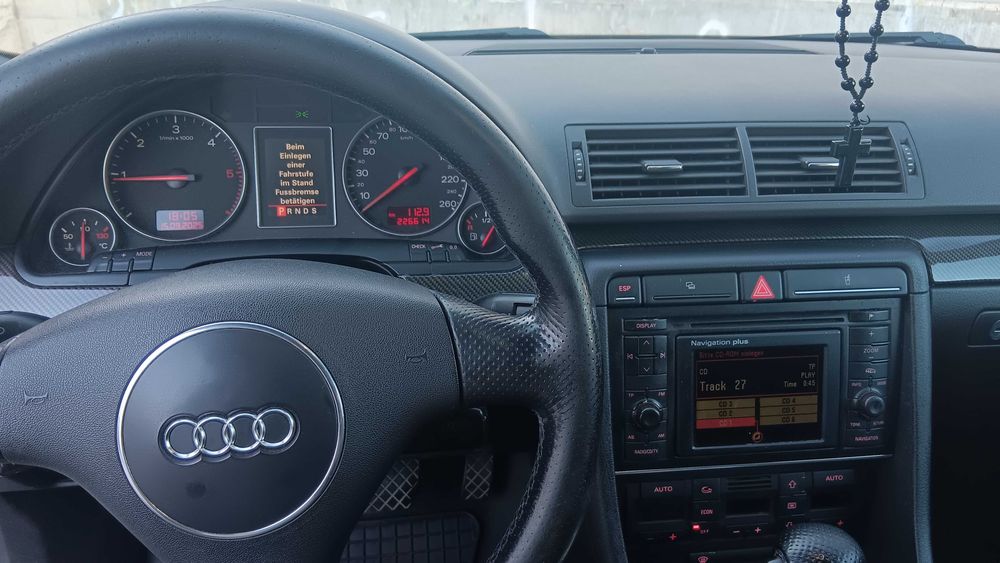 Продавам Audi a4 авант