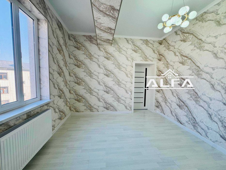 Buxoroda uy kvartira xonadon sotiladi 2 xonali 55m2 5-qavat.