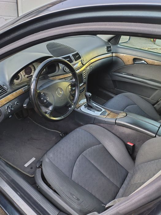 Vând sau schimb Mercedes 220 cdi automat