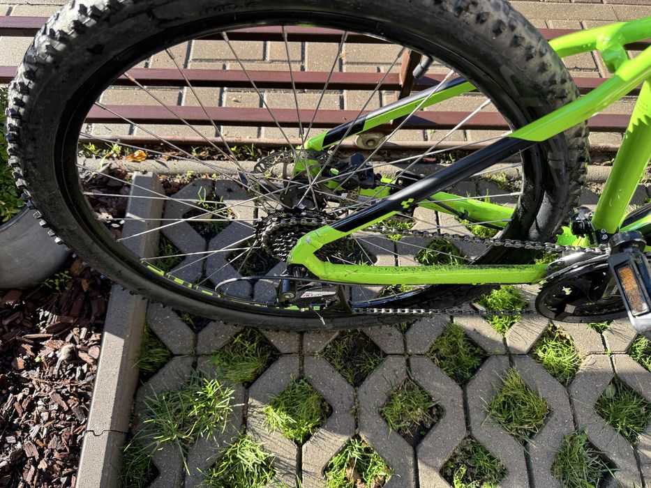 Cube Aim Pro 27.5 – frane hidraulice Shimano, lant si schimbator noi