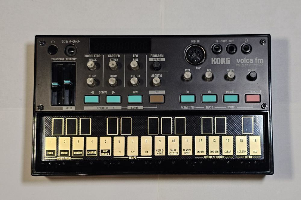 Korg Volca FM - digital synthesizer