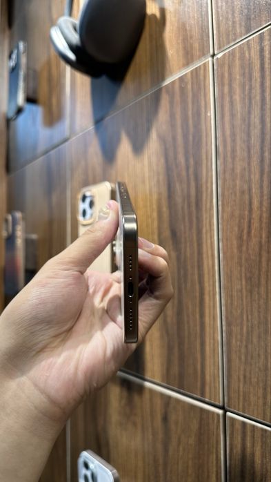 iphone 16 pro max 256gb 99% Nazt va Nasiya savdo