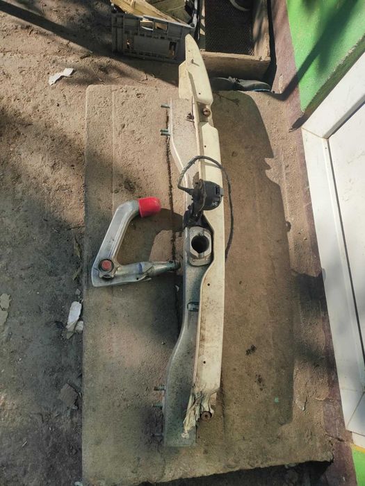 Carlig remorcare demontabil pt BMW Seria 3 E46 Sedan