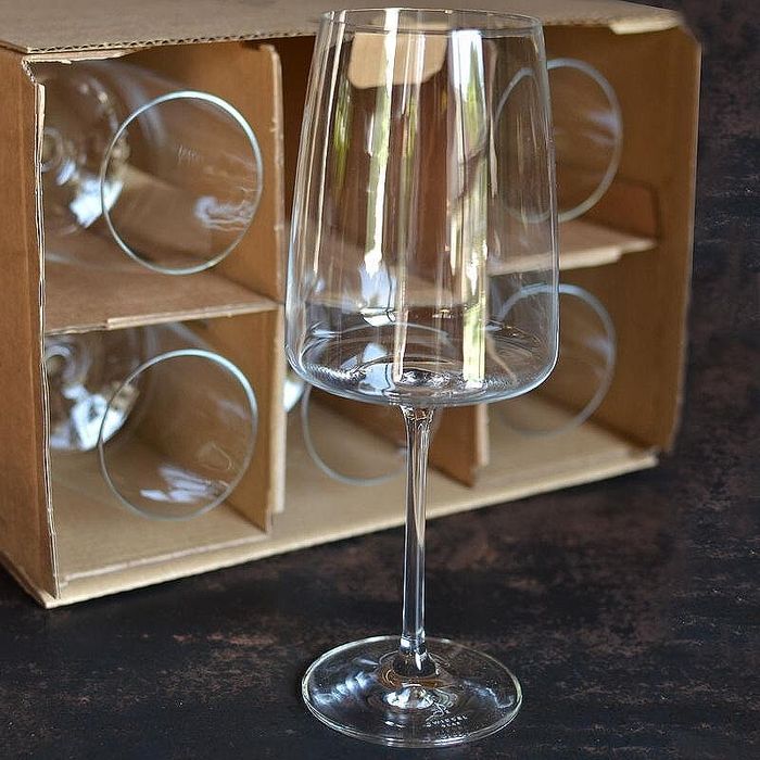 Чаши за вино нови