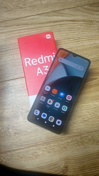 Xiaomi Redmi A3 128GB 5000Mah 90Hz la cutie.