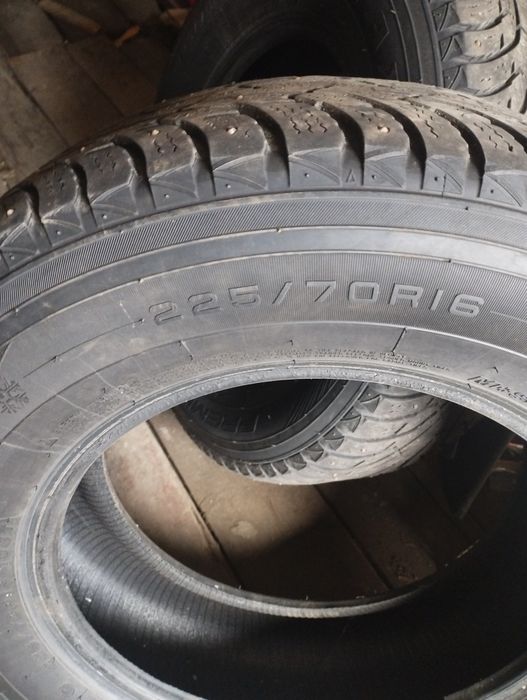 Шины зимние шипованные