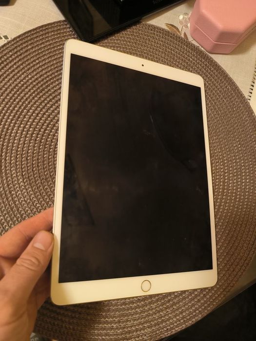 iPad Air 3rd gen , cu Sim