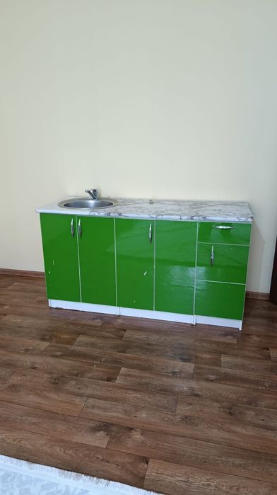 Кухонный мебель отдам даром