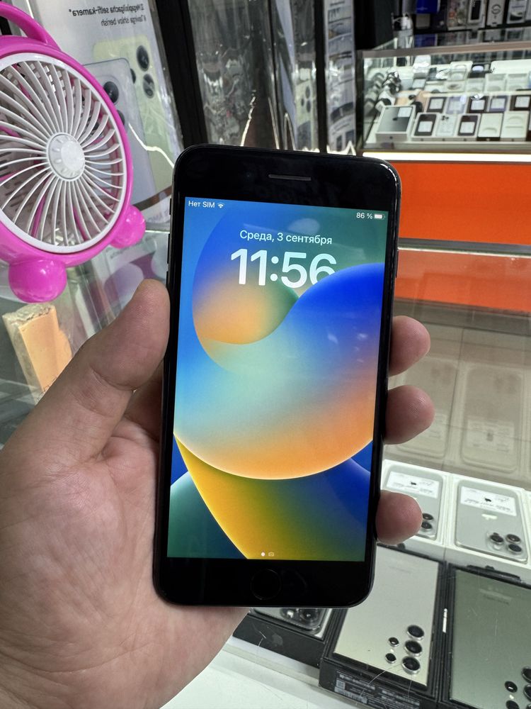 Iphon 8 Plus 64GB 72%