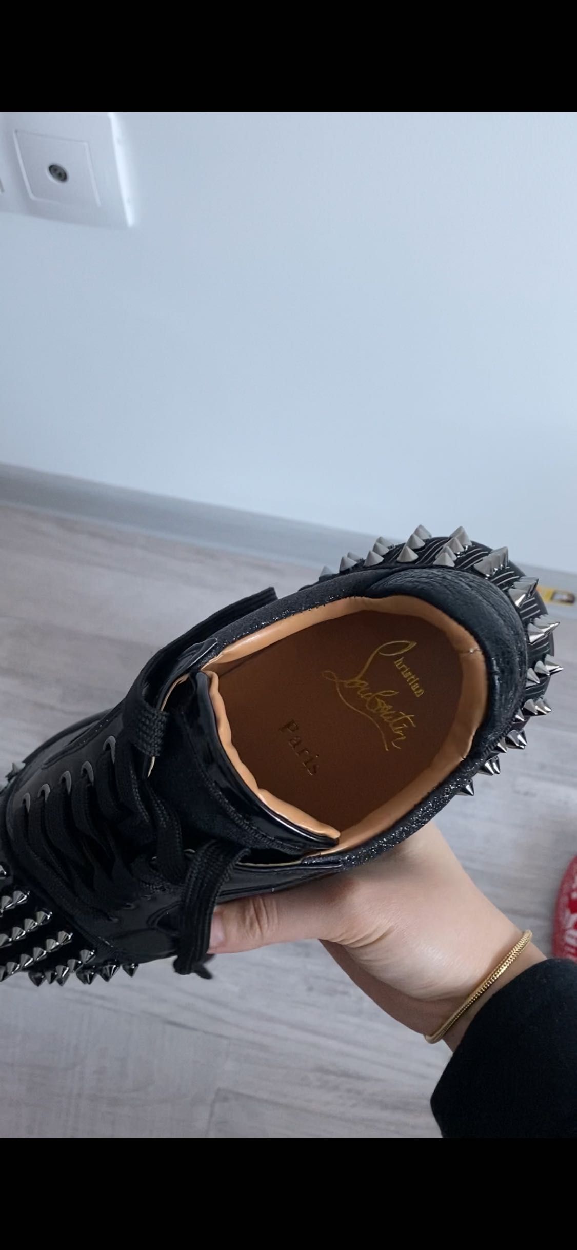 Adidași Louboutin piele 2021