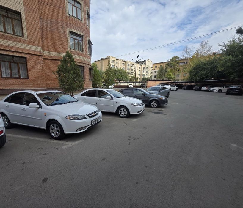 Suxaya arenda  gentra nexia 3 tracker 2