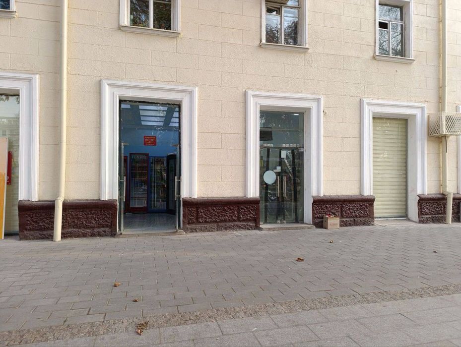 Евро нежилое помещение первая линия 123кв.м фасад 12м первая линия