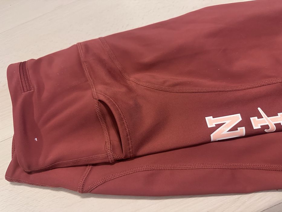 Чисто нов клин Nike