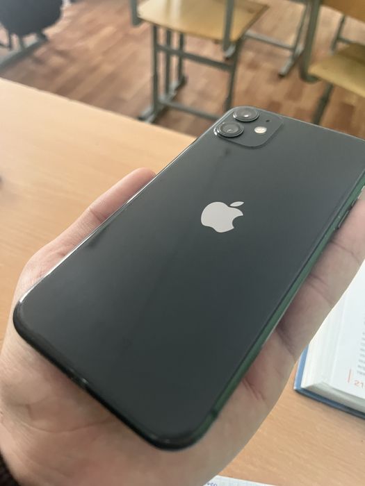 11 iphone продам