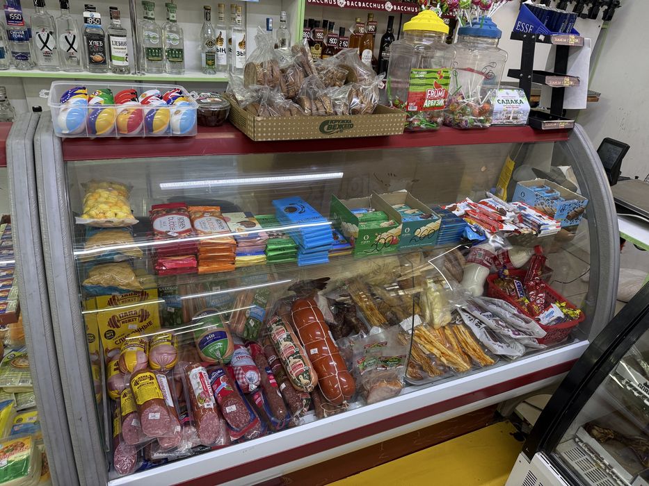 Продам ветриный холодильник