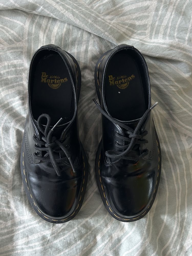 Dr martens обувки с платформа номер 40