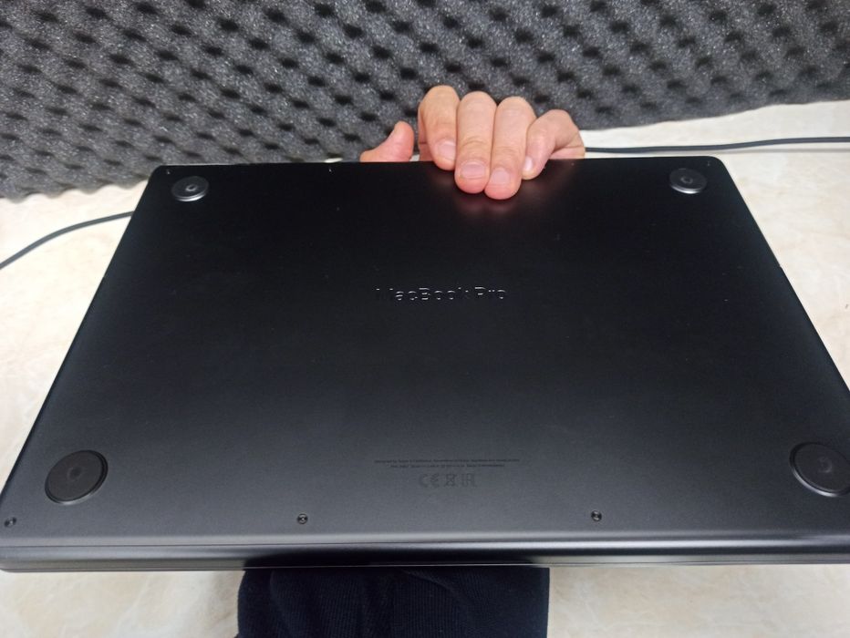MacBook Pro 14 M3 Max 36GB 1TB ru