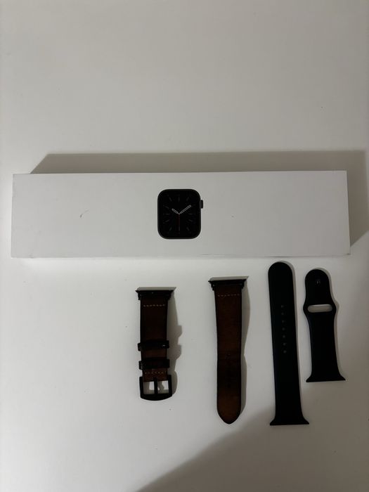 Часовник Apple watch series 6 44mm