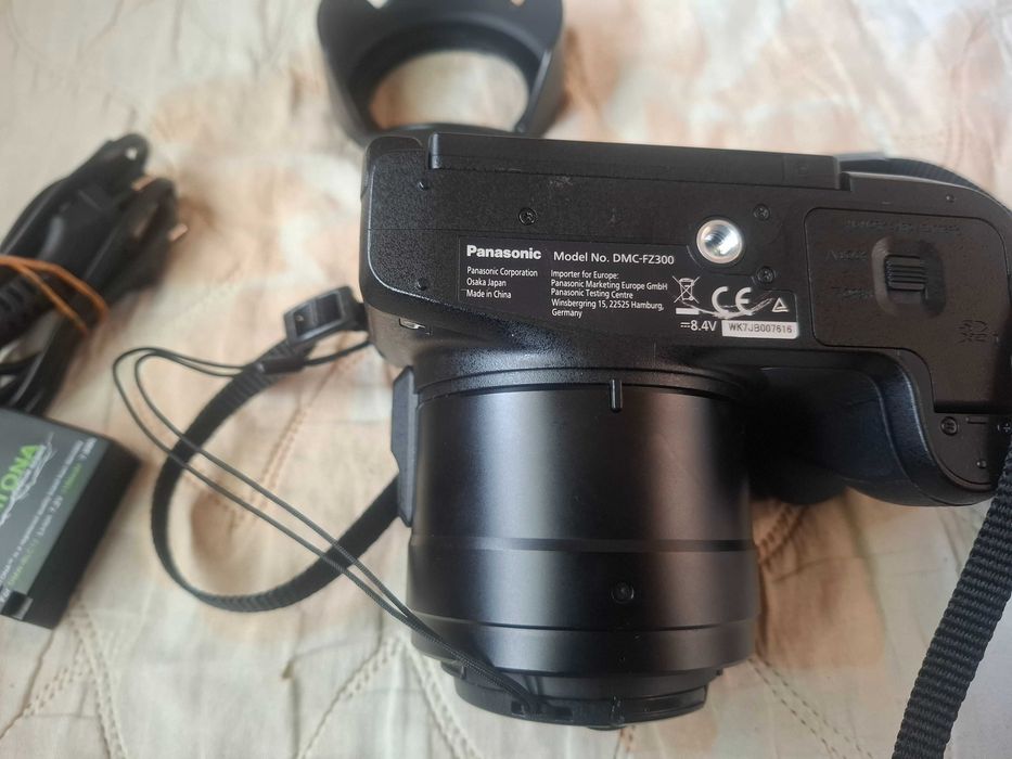 Фотоапарат Panasonic FZ300 около 6к