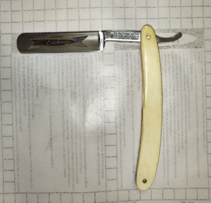 Бритва для бритья