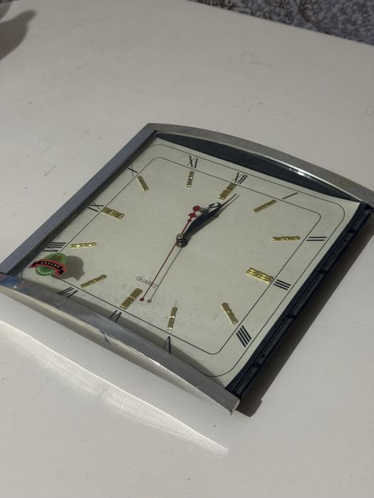 Часы настенные СССР и китай