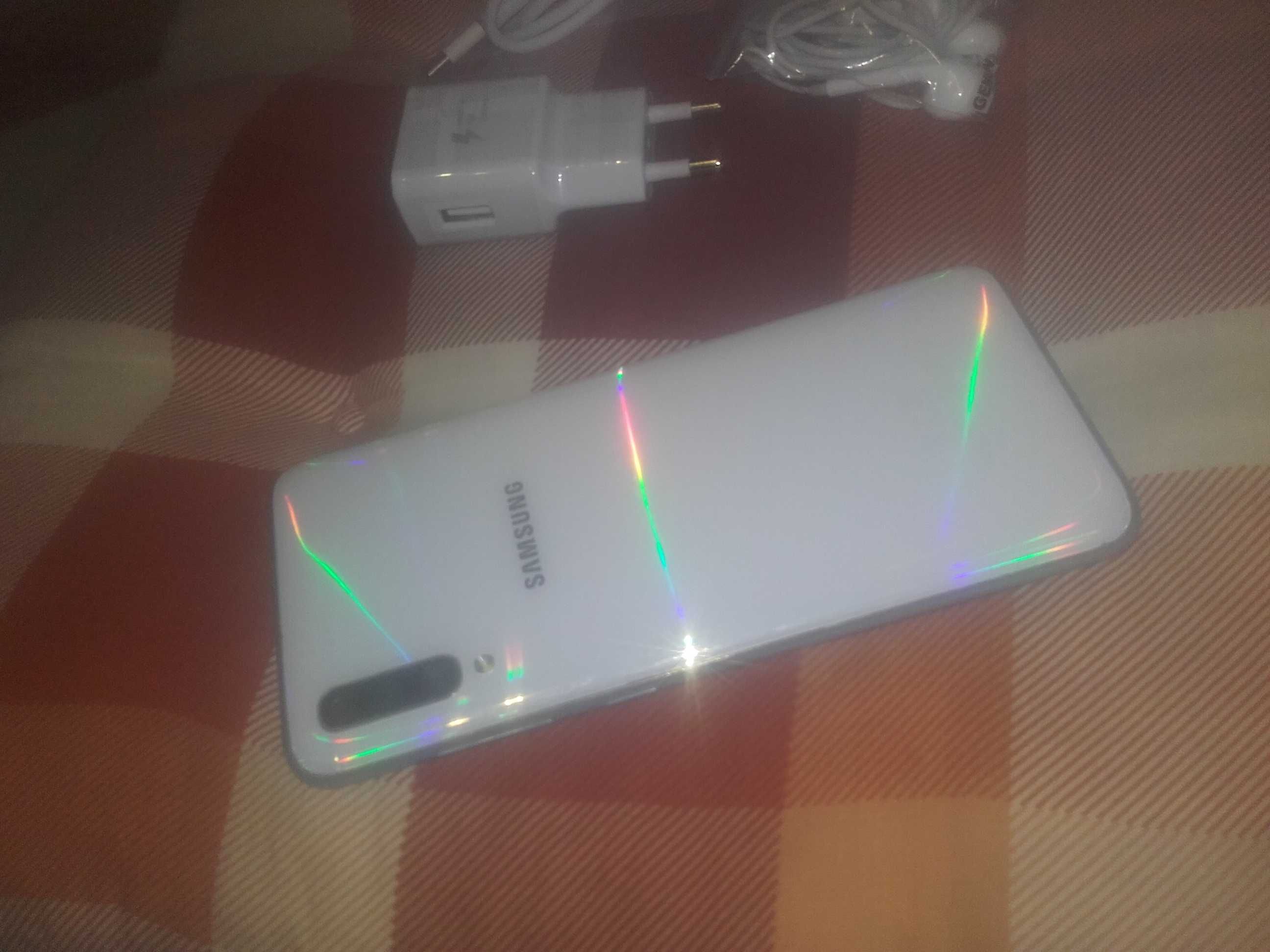 Telefon Samsung Galaxy A70, Dual SIM, 128GB, 6GB RAM, Alb Coral