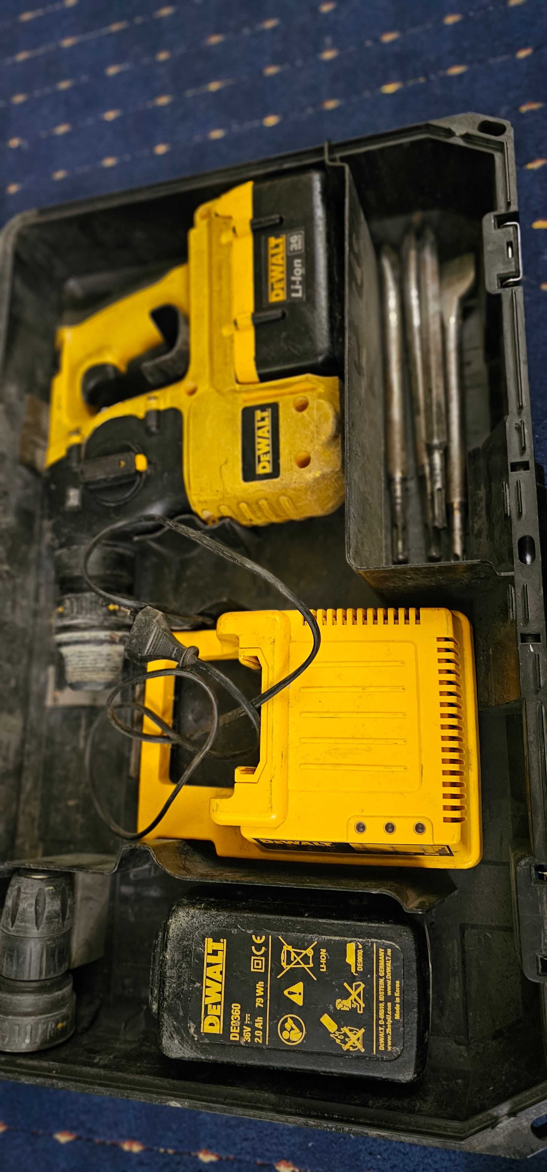 ciocan rotopercutor dewalt