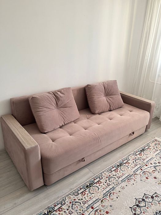 Диван со двойной кроватью