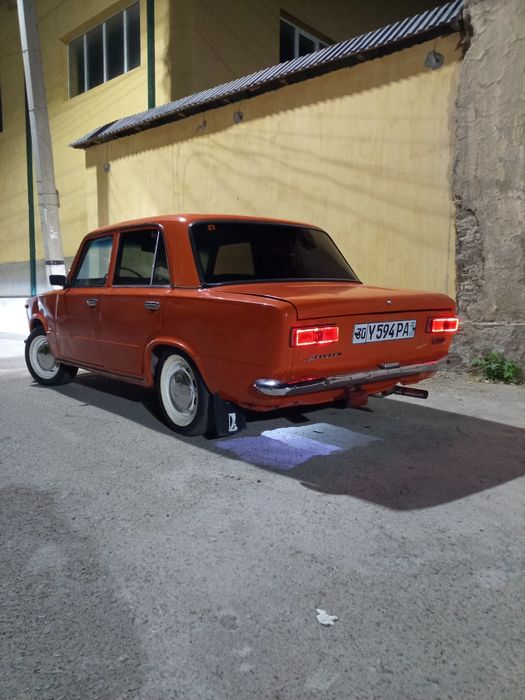 VAZ 2101 jguli srochna sotiladi matori zoʻr giniralni davernis bor3yil