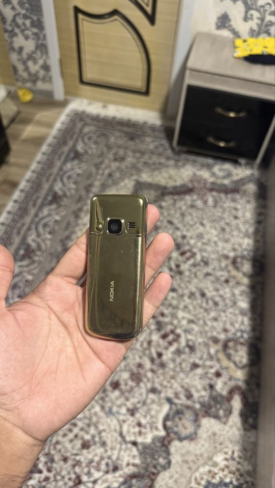 nokia 6700 gold sastayniya yaxshi