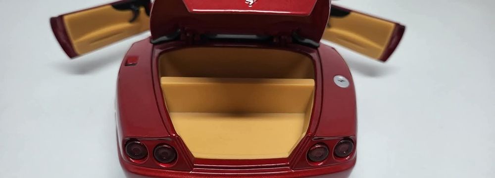 Machetă Ferrari 550 BARCHETTA 1/18 HOTWHEELS